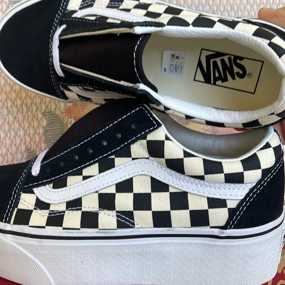 Vans WMNS Old Skool Stacked 
Checkerboard Black/Classic
VN0A7Q5MTYQ
Platforms - Picture 15 of 16